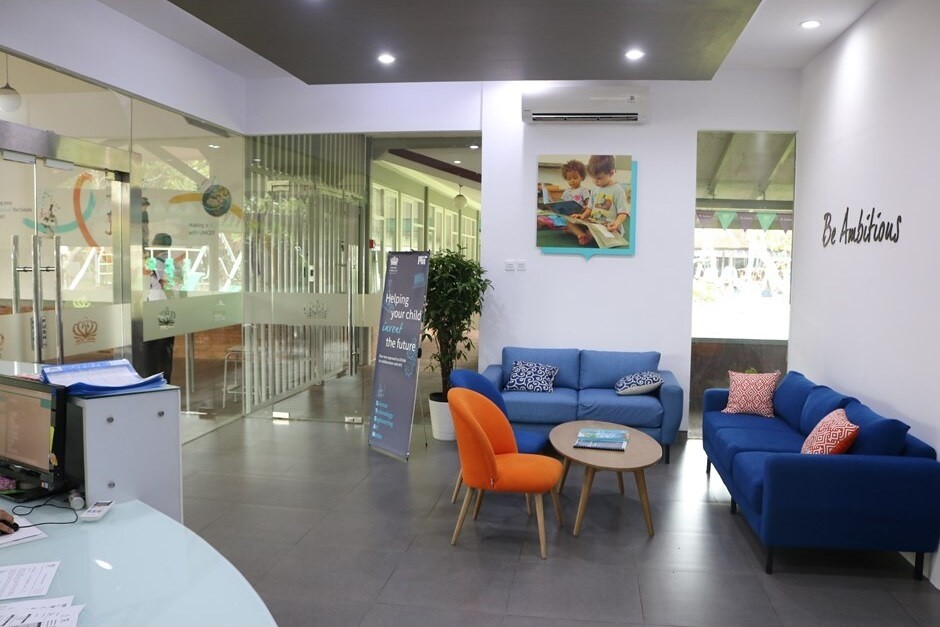 Sảnh tiếp phụ huynh tại trung tâm gia sư Duy Thức